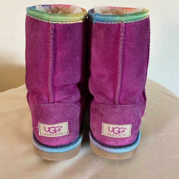 UGG Kids Classic II Sequin Rainbow Winter 1006063K Girls Size 4 Purple Ankle - Picture 4 of 9